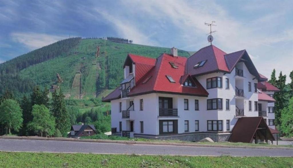 M+M Apartman Harrachov Bagian luar foto
